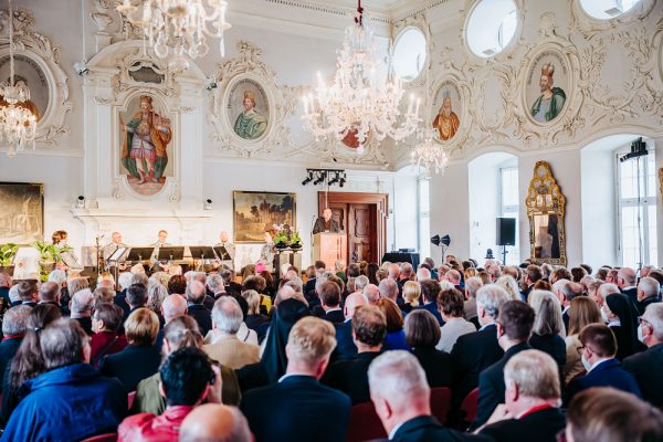 Hoexter, 25. September 2022: Bundespraesident Frank-Walter Steinmeier besucht das Schloss Corvey anlaesslich des Festakts "1200 Jahre Corvey" +++ Foto: Besim Mazhiqi