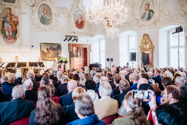 Hoexter, 25. September 2022: Bundespraesident Frank-Walter Steinmeier besucht das Schloss Corvey anlaesslich des Festakts "1200 Jahre Corvey" +++ Foto: Besim Mazhiqi