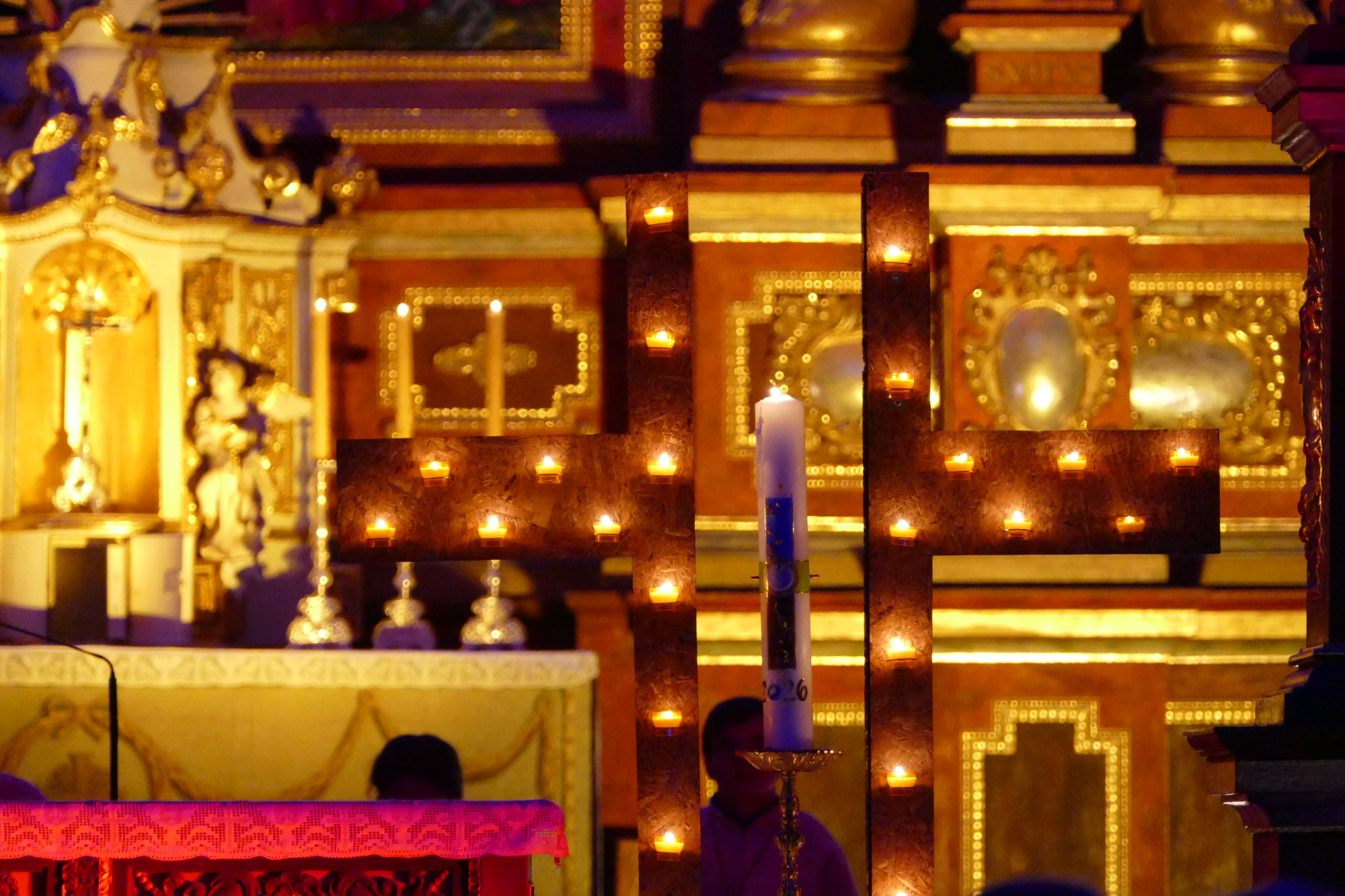 Triduum in Corvey lädt dazu ein, das Licht Christi weiterzutragen