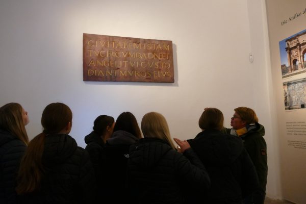 p1690692