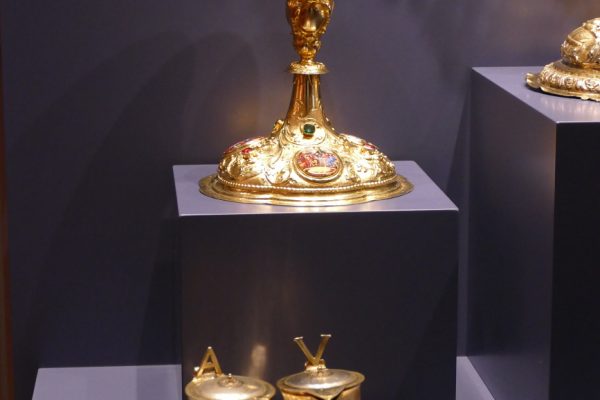 p1720080
